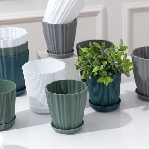 Noords Minimalistische Kunststof Bloempot Met Schotel Gestreepte Textuur Succulenten Pot Voor Huis Balkon Binnen Tuinieren