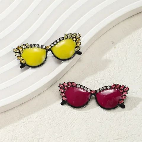 Broche Creativo con Forma de Gafas y Diamantes de Imitación Aleación de Zinc Incrustado Alfiler de Alta Gama para Traje Ropa Mujer Hombre Joyería Accesorio