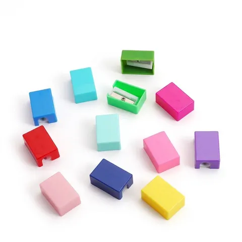 Mini Temperamatite Manuale Quadrato Per Bambini Forniture Scolastiche Plastica PS Piccolo Strumento Per Affilare Le Matite Portatile Cancelleria