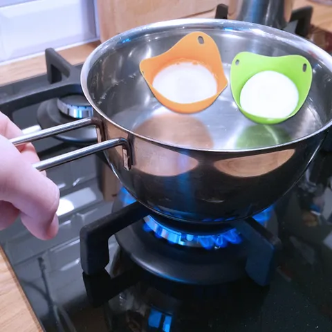 Food Grade Silicone Egg Poacher Cup Non Stick Silicone Egg Boiler Pod For Kitchen Cooking Baby Food Maker