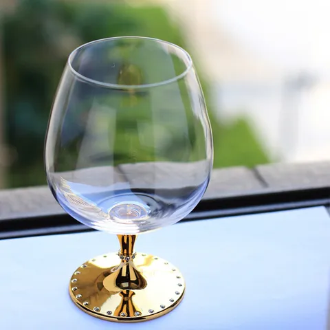 Kreatives Kristallglas Brandyschwenker Mit Strass Eingelegter Metallbasis Gold Roségold Weinglas Für Hochzeitsbankett Heim