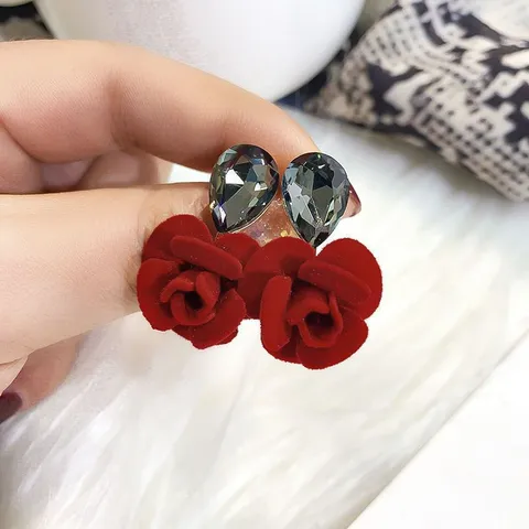 French Retro Red Rose Stud Earrings 925 Sterling Silver Earring Post For Women Luxury Heart Rhinestone Artificial Pearl Jewelry