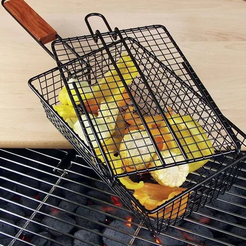 Non-Stick BBQ Grill Basket Iron Roast Chicken Net With Foldable Wooden Handle Portable Outdoor Grilling Accessories For Meat Vegetable