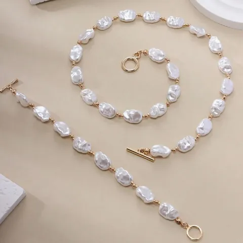 Collana di Perle Artificiali Barocche Irregolari Grandi Retrò Francese Con Chiusura OT Bracciale Oversize Donna