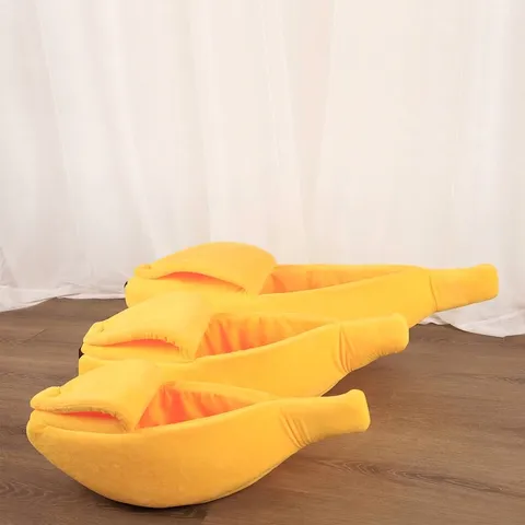 Creative Cartoon Banana Shape Pet Bed Soft Plush Warm Nest For Cats Small Dogs Universal All Seasons Pet Bed House