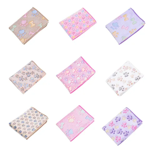 Soft Coral Fleece Pet Blanket Warm Dog Bed Mat Cute Paw Star Print Sleep Mat Four Seasons Universal Pet Supplies