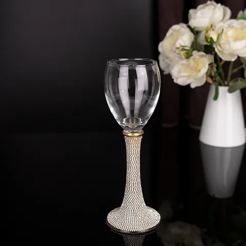 Luxury Crystal Rhinestone Red Wine Glass Lead-Free Glassware Hand Encrusted Goblet For Wedding Party Banquet Gift Kitchen Drinkware