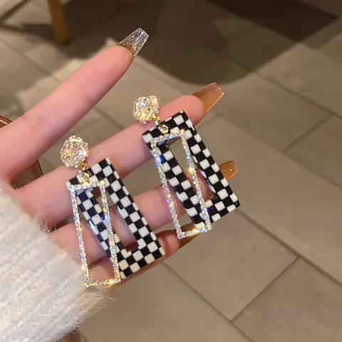 Vintage Übertrieben Schwarz-Weiß-Schachbrett Lange Ohrhänger Für Damen Vergoldet Strass Rechteckige Hängende Ohrringe Mode Schmuck Geschenk