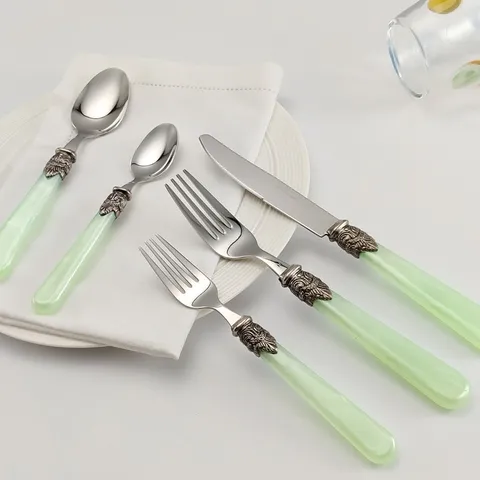 Vintage Europäisches Edelstahl Besteck Set Grünes Marmormuster Acrylgriff Geprägtes Tafelgeschirr Messer Gabel Großer Kleiner Löffel