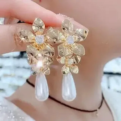 Französische Vintage Blumen Quasten Ohrringe Kupferlegierung Strass Künstliche Perle Ohrhänger Elegante Leichte Luxus Damen Schmuck