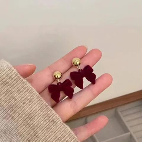 Vintage Black Flocked Bowknot Flower Stud Earrings For Women French Niche Design Autumn Winter Elegant Copper Post Earrings Jewelry