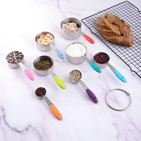 Set di Tazze e Cucchiai Misuratori in Acciaio Inossidabile Manico in Silicone Ergonomico Strumenti di Misura da Cucina