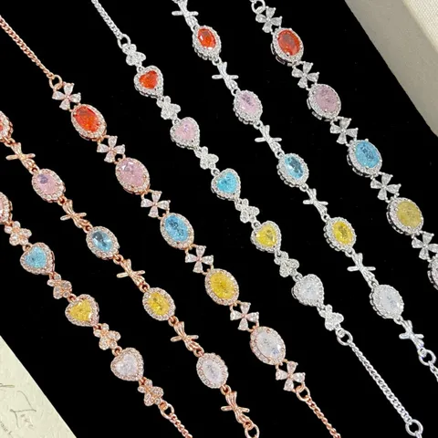 Pulsera de Circonia Colorida con Corte de Flor de Hielo de Lujo Francés para Mujer Pulsera de Cobre Galvanizado con Lazo y Corazón Joyería
