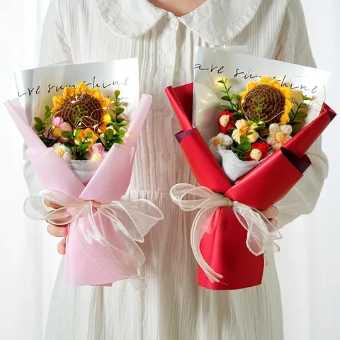 Handmade Crochet Sunflower Rose Bouquet With Warm LED Light Knit Artificial Flower For Graduation Teacher Valentine Gift