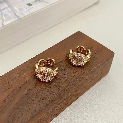 Pave Rhinestone Anchor Chain Shape Ear Cartilage Clip No Piercing Copper Alloy Gold Plated Fashion Jewelry Clip Earrings Women