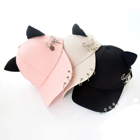 Casquette de Baseball en Coton Décontractée pour Femme Mignonne Oreille de Chat Streetwear Hip Hop Dad Hat Avec Anneau Métal et Accessoires Épingle