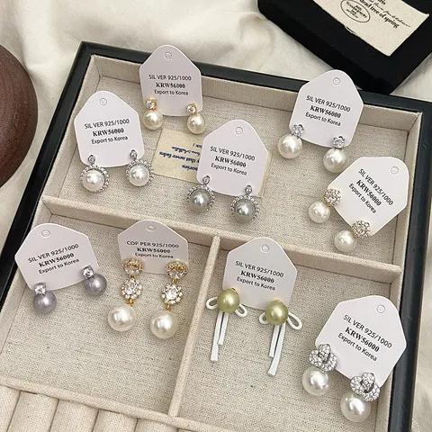 Orecchini a Bottone con Perle Artificiali e Strass Vintage Francesi per Donna Gioielli in Rame con Perno in Argento Sterling 925 Orecchini a Fiocco Fiore Trifoglio