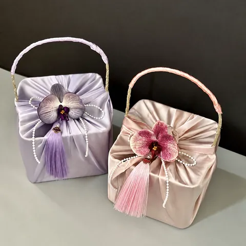 Handmade Satin Wrapped Gift Basket Wedding Bridesmaid Souvenir Packaging Box With Artificial Flower Pearl Tassel