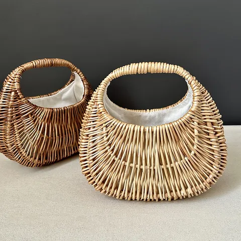 French Vintage Woven Willow Rattan Handbag Summer Beach Vacation Moon-shaped Straw Basket Bag For Women Handwoven Tote