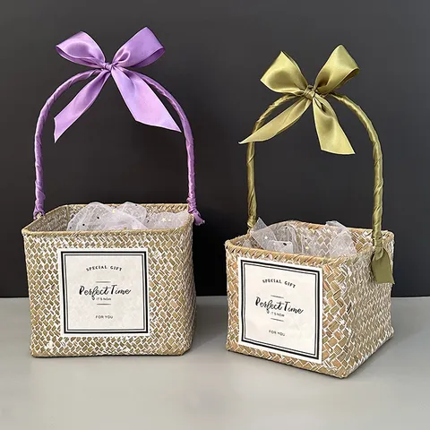 Handwoven Square Straw Gift Basket Portable Woven Willow Basket With Ribbon Bow For Wedding Birthday Party Favors Storage Basket