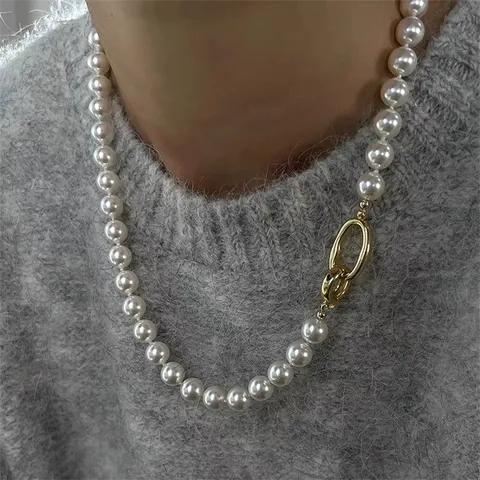 Elegante Kunstparelketting Voor Vrouwen Stijvolle Vergulde Metalen Gesp Ronde Witte Grijze Kralen Trui Ketting Luxe Veelzijdige Sieraden