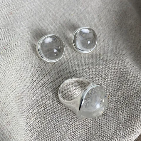 Conjunto de Joyería de Collar con Colgante de Strass Transparente Irregular Pendientes de Botón de Cobre Galvanizado Anillo para Mujer