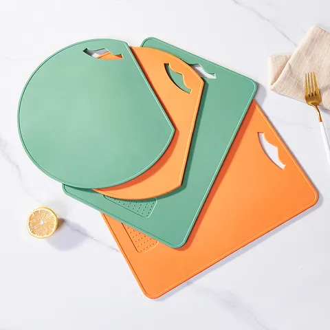Antibacterial Food Grade TPU Cutting Board Non-slip Flexible Fruit Vegetable Chopping Board For Kitchen Household D-Shaped