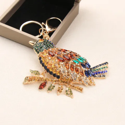 Vintage Heavy Craft Magpie Keychain Full Rhinestone Lucky Bird Bag Pendant For Women Alloy Jewelry Bag Charm Accessory