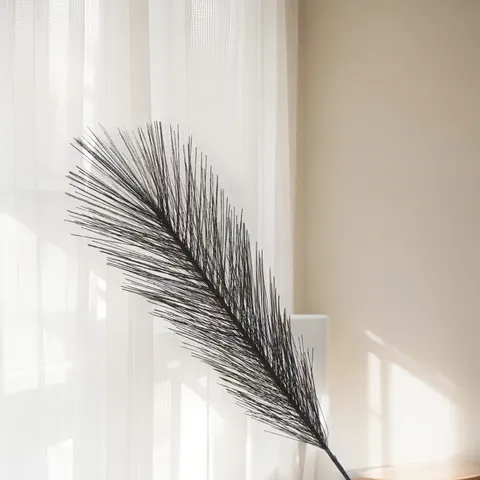 Artificial Silk Reed Flower Black Feather Floral Arrangement For Wedding New Year Home Decor Holiday Window Display