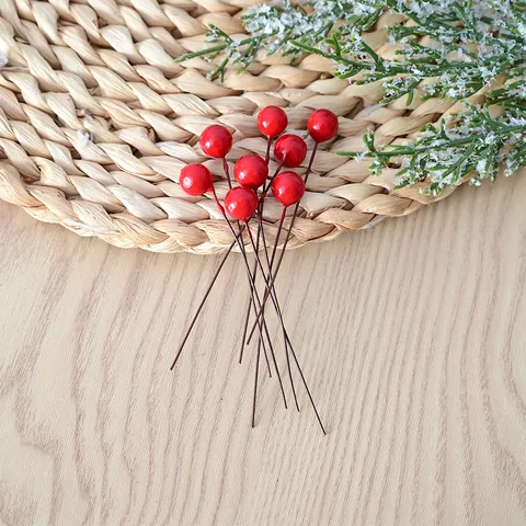 Noël Baies Rouges Artificielles Ornements Tiges de Baies en Mousse Branches Artisanales Fête Festive Maison Arbre de Noël Guirlande Couronne Bricolage Accessoires