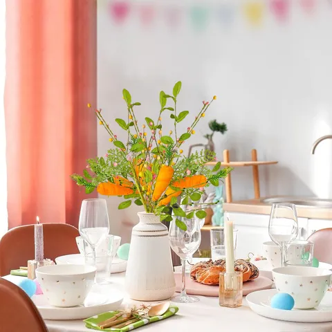 Rami di Carota Artificiali di Pasqua Plettri Floreali Con Foglie Verdi Bacche Per La Decorazione Delle Vacanze Domestiche Primaverili Composizione Floreale In Stile Pastorale