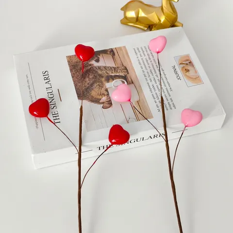 Steli di Bacche Decorative a Cuore per San Valentino Plettri a Cuore Fatti a Mano per Matrimonio Romantico Casa Decorazione Tavola