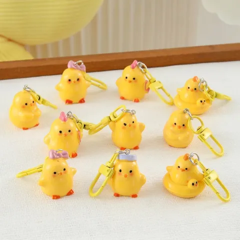 Cute 3D Cartoon Chick Keychain Plastic Animal Figurine Bag Pendant For Students Backpack Gift Decorative Key Ring