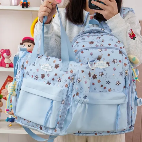 Zaino da Campus Casual Carino in Stile Giapponese Ins Borsa Scolastica Multitasche in Nylon Viaggio Daypack Con Ciondolo Per Studente