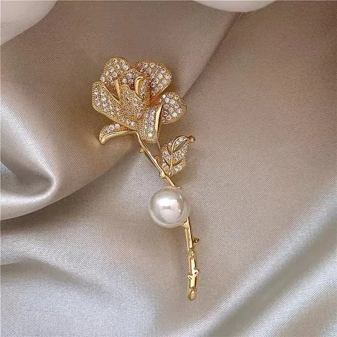 Broche de Luxe en Cuivre Zirconia Fleur Papillon pour Femmes Haute Qualité Perle Artificielle Blé Corsage Épingle Bijoux Cadeau
