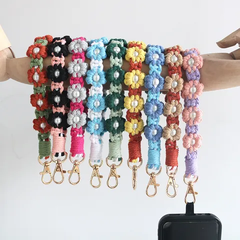 Handmade Crochet Daisy Flower Phone Strap With Artificial Pearl Bohemian Weaving Keychain Anti-lost Wristlet For Women Bag Charm