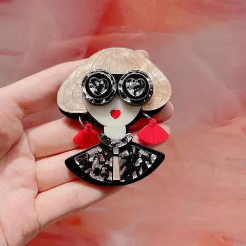 Broche de Acrílico de Chica de Dibujos Animados Pins Icono de Moda Tendencia Personalizada Insignia para Mujeres Accesorios de Ropa Estilo Ilustración