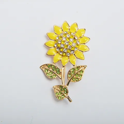 Elegant Fashion Alloy Rhinestone Sunflower Brooch Pin Vintage Plant Lapel Pin For Women Dress Jewelry Gift