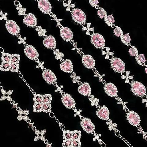 Squisito Bracciale in Zirconia Rosa Fragola Per Donna Rame Placcato Argento Quadrifoglio Cuore Fiocco Gioielli da Sovrapporre Regalo