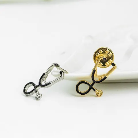 Creative Stethoscope Brooch Pin Alloy Enamel Medical Jewelry For Doctor Nurse Student Gift Professional Lapel Pin Badge