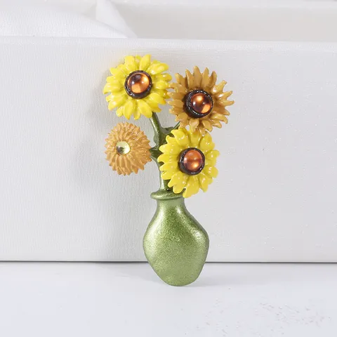 Vintage Royal Style Sunflower Bouquet In Vase Brooch For Women Alloy Enamel Rhinestone Floral Lapel Pin Jewelry Gift