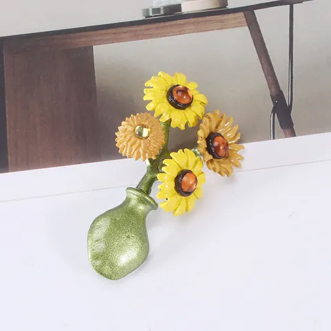 Vintage Royal Style Sunflower Bouquet In Vase Brooch For Women Alloy Enamel Rhinestone Floral Lapel Pin Jewelry Gift
