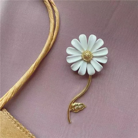 Spilla a Petalo di Margherita Bianca Fiore Pin Lega Vernice Corsage per Donna Moda Gioielli Accessori Elegante Floreale Spille per Cappotti Abiti