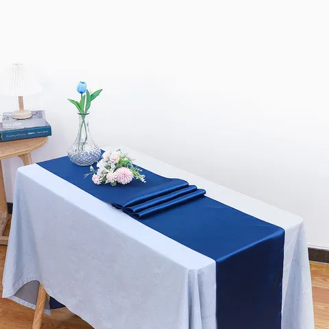 Chemin de Table en Satin Couleur Unie Style Européen Bord Verrouillé Haute Densité Nappe Pour Fête de Mariage Décoration de Salle à Manger