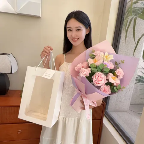 Bouquet de Fleurs de Savon Fait à la Main Rose Oeillet Fleur Éternelle Avec Sac Cadeau Cadeau Romantique pour Femme Maman Anniversaire