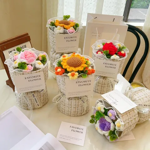 Handmade Knitted Crochet Flower Bouquet Sunflower Rose Artificial Floral Gift With Gift Bag For Teacher Mother Women