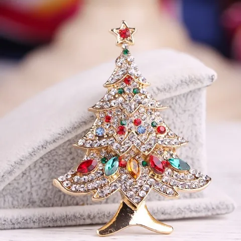 Christmas Tree Brooch Rhinestone Inlaid Alloy Festive Pin Gold Color Multicolor Crystal Glass Diamonds Jewelry Gift Women Men Accessories