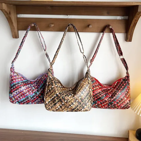 Sac à Bandoulière Vintage Tissé à la Main en Cuir PU Patchwork Coloré pour Femmes Grande Capacité Hobo Sac à Main Style Bohémien