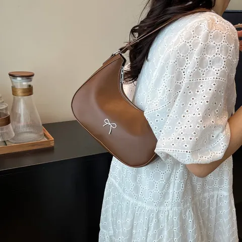 Bolso de Montar con Lazo para Mujer 2025 Otoño Nuevo Bolso de Axila Cuero PU Casual Versátil Bolso de Hombro