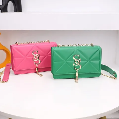 Bolso Bandolera Pequeño Cuadrado de Moda para Mujer con Patrón de Rombos Cuero PU Cadena Bolso de Hombro Minimalista con Solapa y Borla